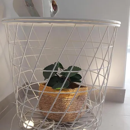 Moderno Apartamento Con Terraza Al Lado Paseo Maritimo De La Guardia. Apartment